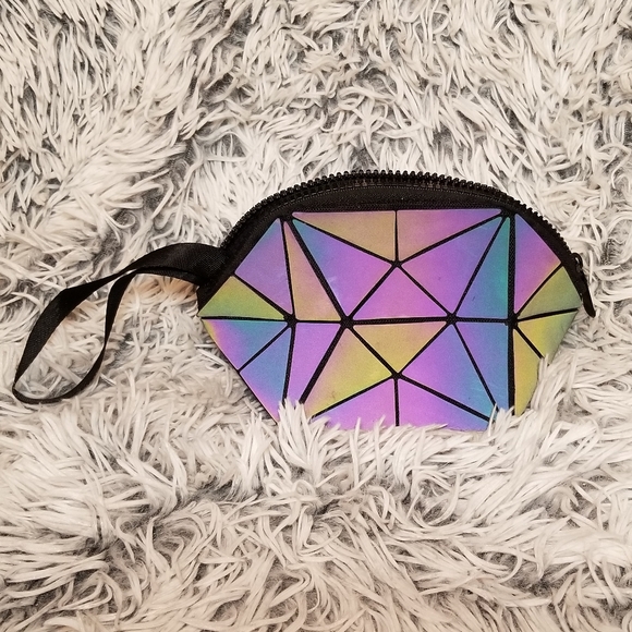 Hot One Holographic Clutch - Picture 5 of 8